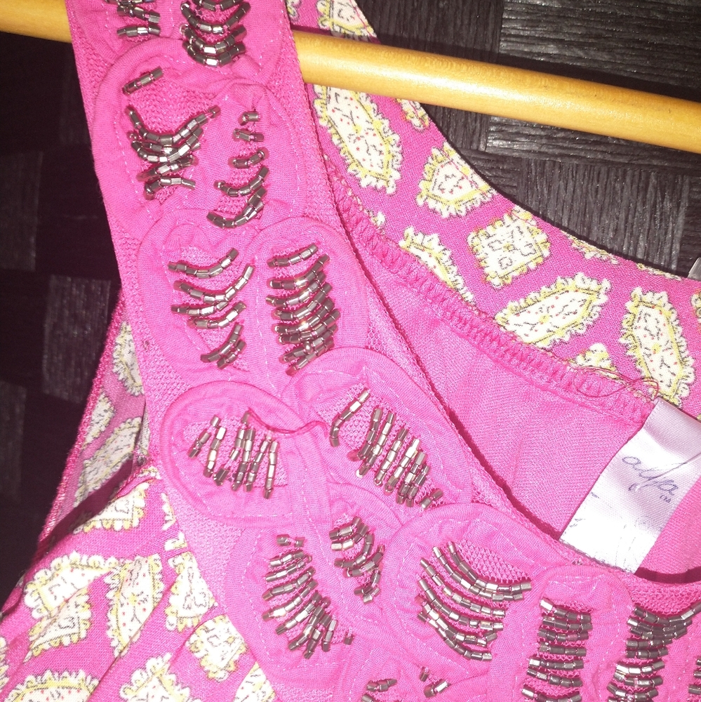 Women's Francesca pink beaded printed dress - Picture 9 of 10